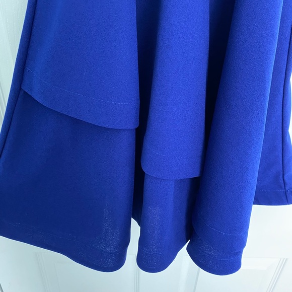 Very pretty dress!! - Picture 3 of 10